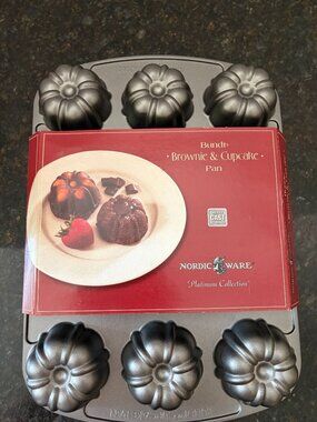 Nordic Ware Bundt Fluted, Cast Aluminum, Nonstick Coating Brownie and Cupcake Pl
